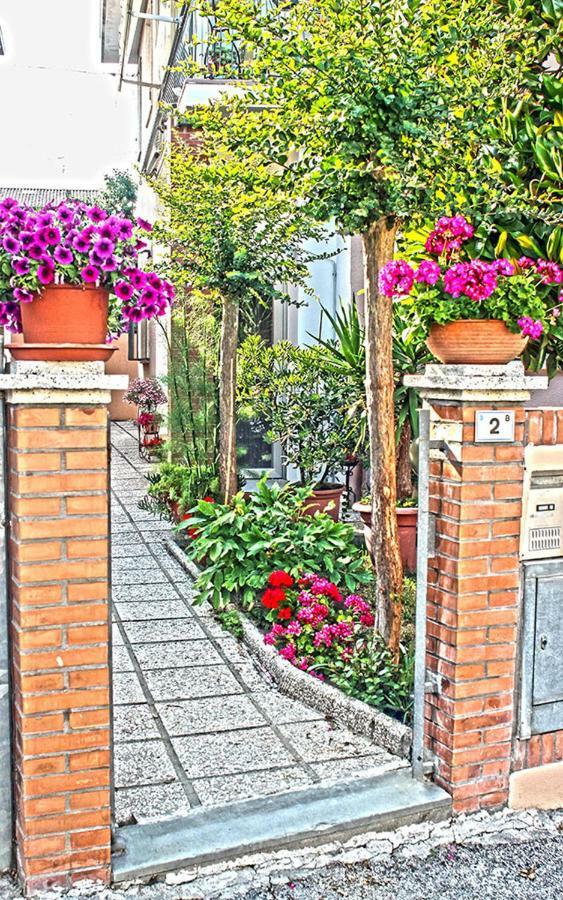 Casarava Sul Parco 3 Camere 2 Bagni Riccione Exterior photo